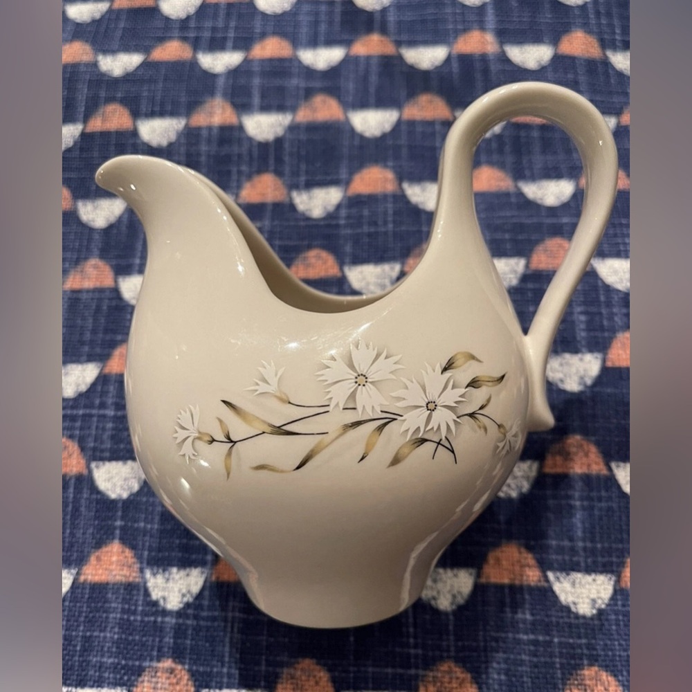 Taylorton American Fine China White Flower Creamer, USA